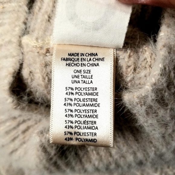 Anthropologie Akemi & Kin Eyelash Turtleneck One Size Biege Cable Knit Poncho - Picture 10 of 10